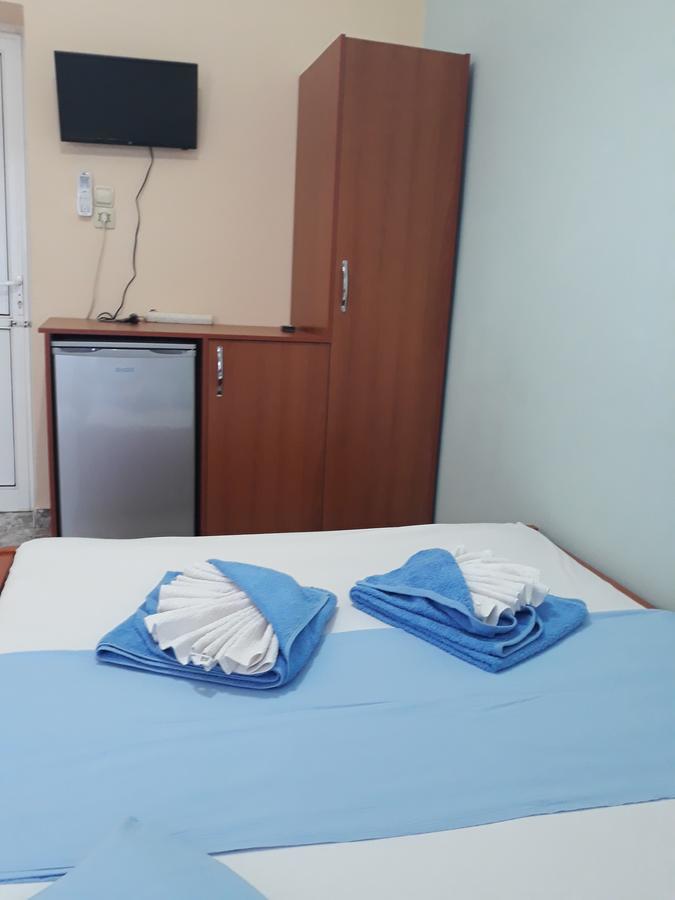 Hostel Andrey Sarandë Exterior foto